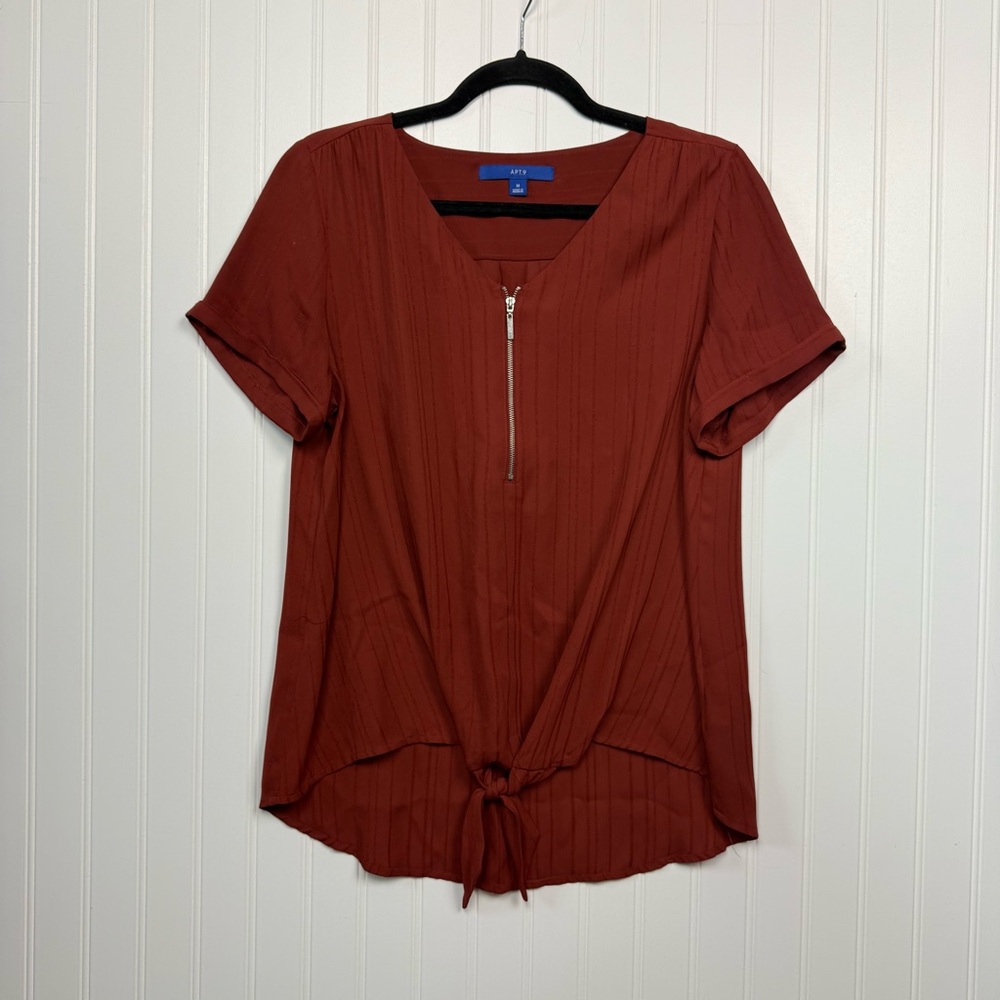 Apt. 9 Women's Blouse Top Size Medium Red Zip V Neck Knot Professional Top